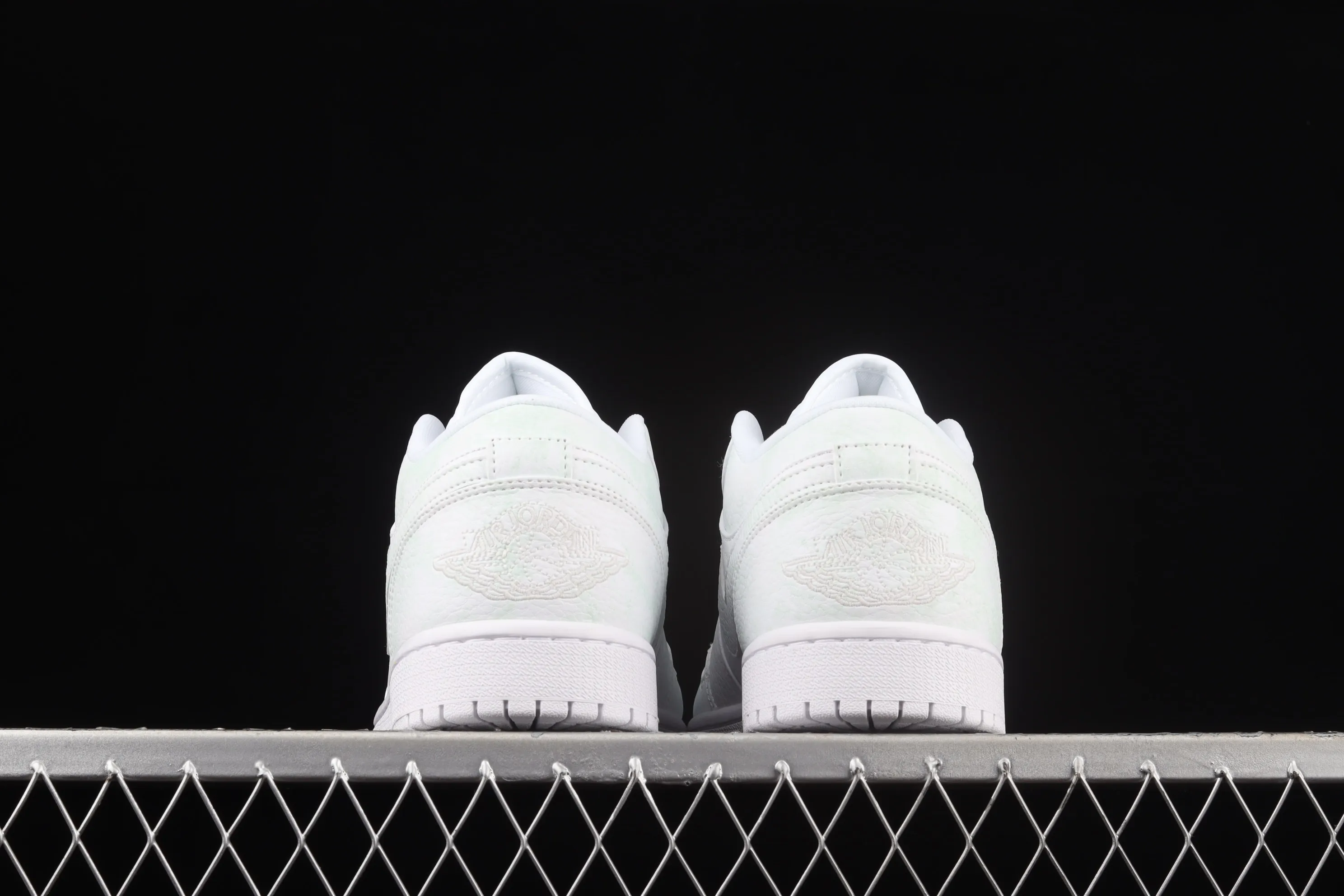 All categories Air Jordan Jordan series basketball shoes Air Jordan 1 Low Air Jordan 1 Low AJ1 Joe 1 starry sky thermal induction low-top cultural casual sneakers 553558-130